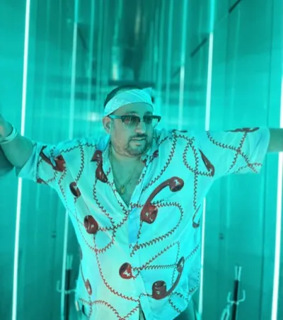 Papa Lu lifestyle portrait